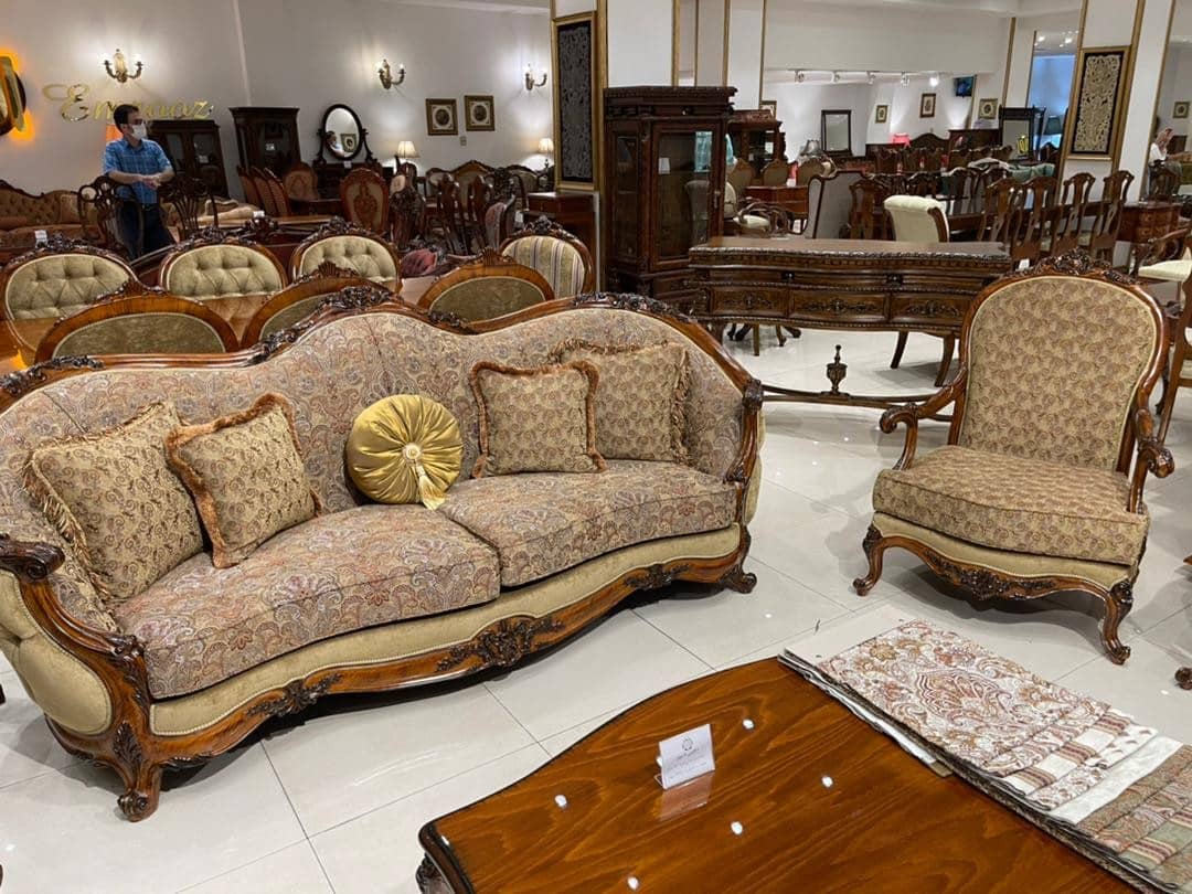 مبل کلاسیک مدل لیون، ست ناهارخوری لیون، مبل چوب راش