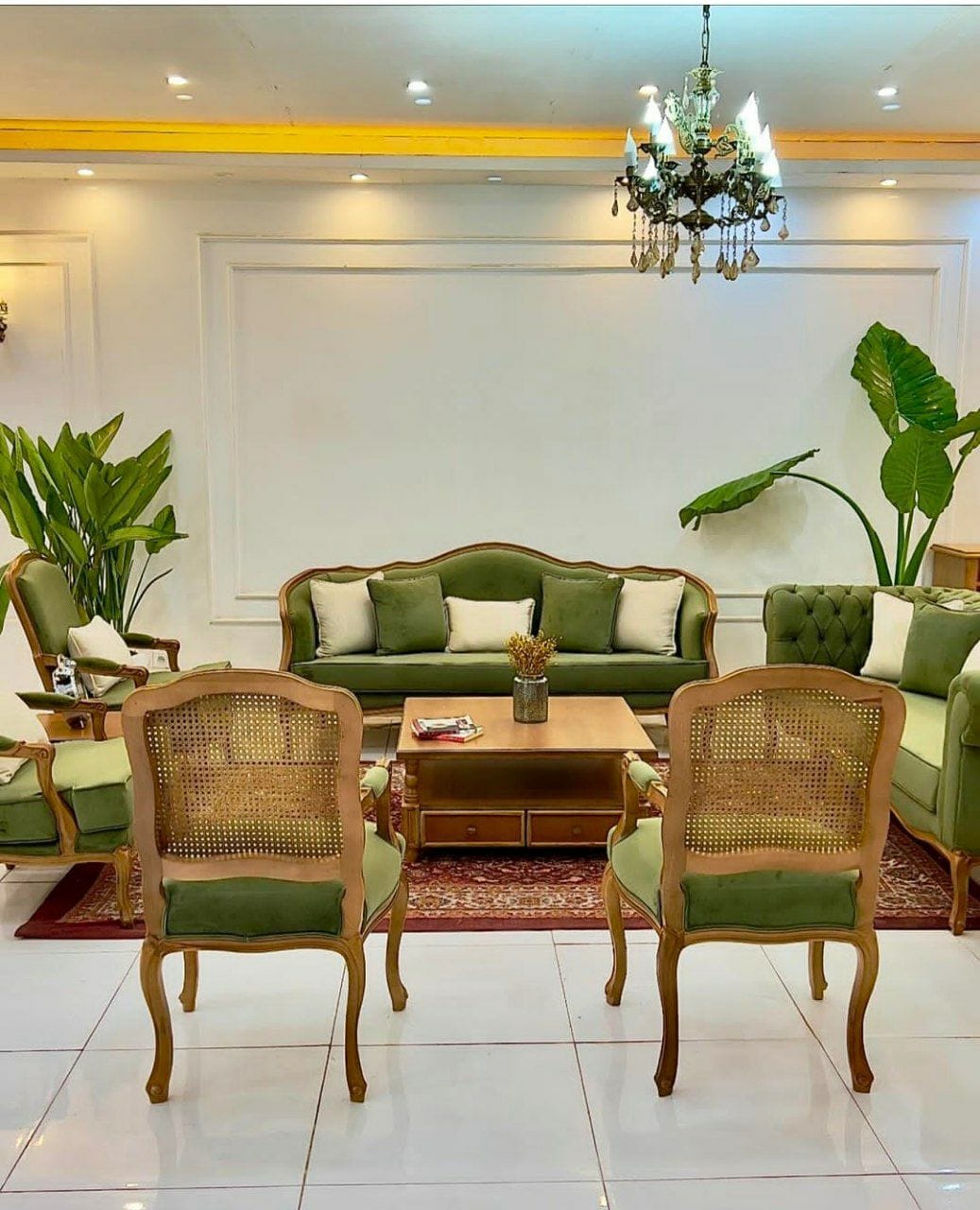 مبل کلاسیک مدل فرانسوی 